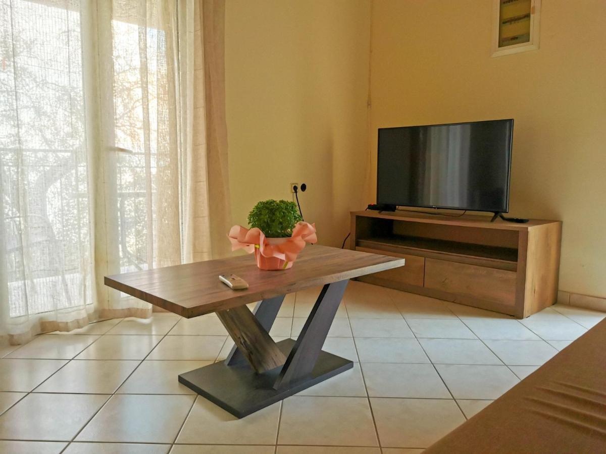 Marina Apartment เปรามา ภายนอก รูปภาพ